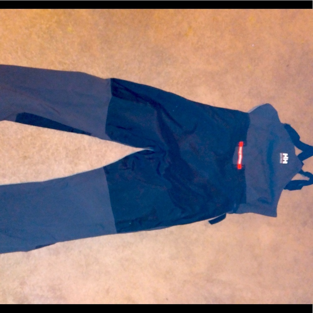 Mens bib snow pants.